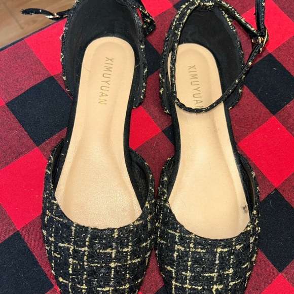 Target Black and Gold Women's Flats - Picture 1 of 10